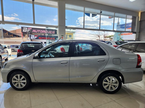 Toyota Etios 1.5 X PLUS SEDAN 16V FLEX 4P AUTOMÁTICO