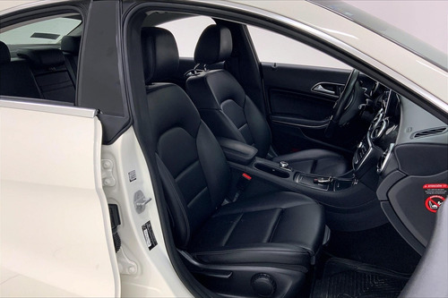 Imagen 7 de 25 de Mercedes Benz Clase Cla 4 Pts Cla200 Cgi Sport, 16t, 156 H