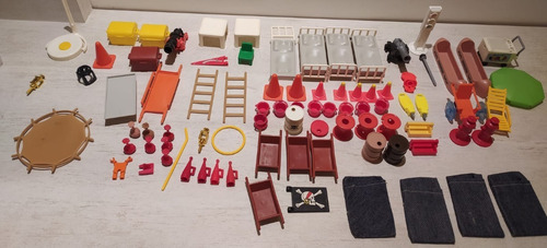 Imagen 2 de 3 de Playmobil Lote Accesorios + Vehículos