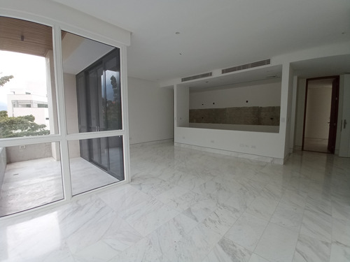 Imagen 4 de 17 de Vendo Apartamento 150m2 3h/4b/3p La Castellana