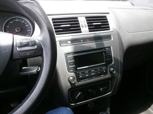 Volkswagen Fox 1.6 Comfortline Total Flex 5p