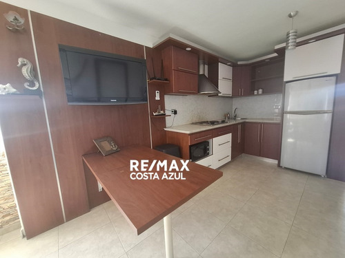 En Venta Encantador Apartamento En El Edificio Isla De Plata Tucacas