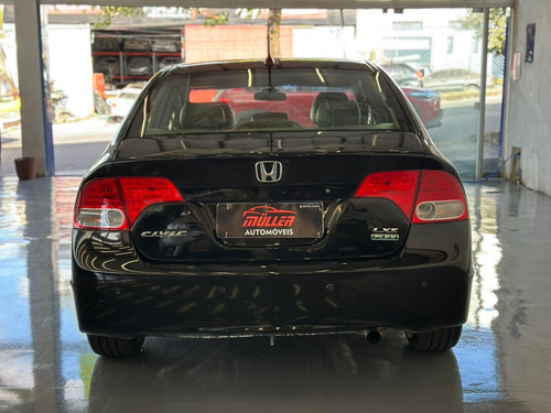 Honda Civic 1.8 LXS 16V FLEX 4P MANUAL