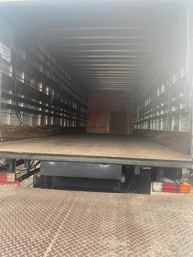 Imagem 11 de 13 de M Bens L 1620 Truck Baú 8,50 Com Plataforma