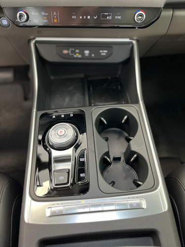 Kia Carnival SX 2.2 CRDI AT