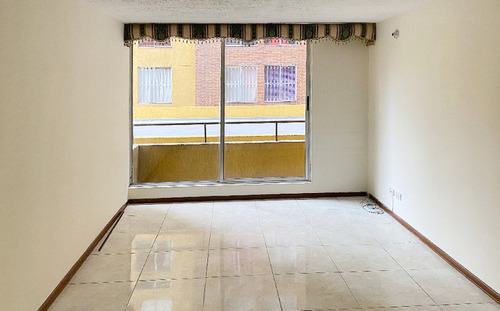 Apartamento En Venta En Bogotá Marsella. Cod 10070047