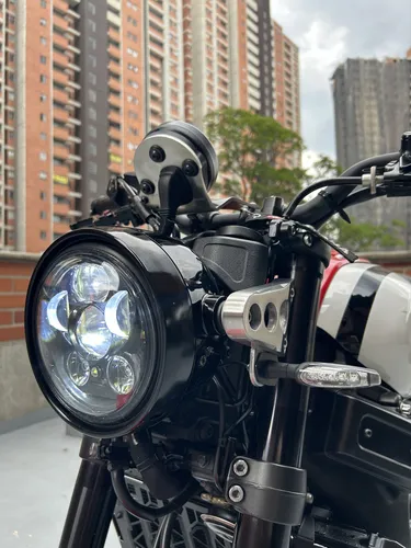 Yamaha Xsr 900