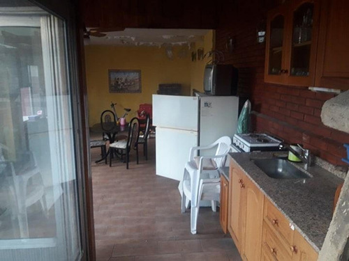 Imagen 18 de 30 de Casa. 7 Amb. Congreso, Mexico 2500, Lote Propio, Buen Estado