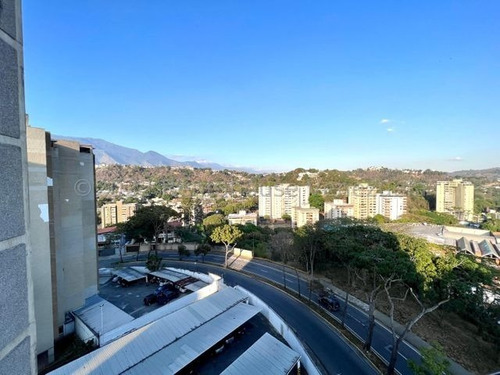 Imagen 2 de 18 de Venta De Cómodo Apartamento En Santa Paula / Gc 22-28500