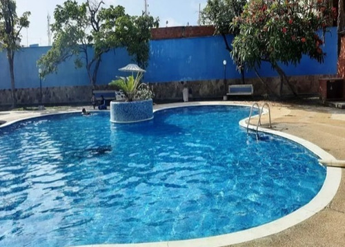 Imagen 4 de 10 de Alquiler Apartamento Centro De Tucacas Con Vista A La Piscina