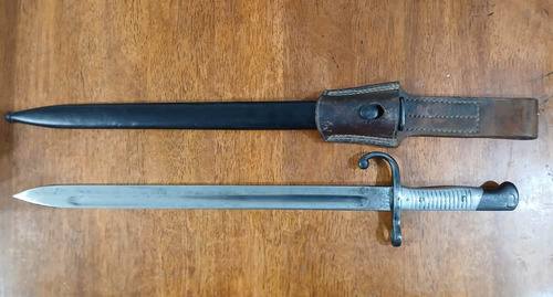Lote 3 Bayonetas Y Machete De Artilleria Mauser 1909 Y 1891 Negro (Usado)