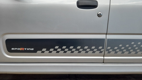 Imagem 9 de 14 de Fiat Uno 2013 1.4 Sporting Flex 5p