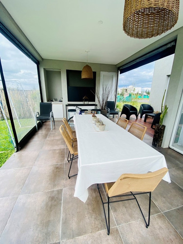 Imagen 28 de 30 de Casa En Venta Ubicado En Vila Marina I, Villanueva, Tigre