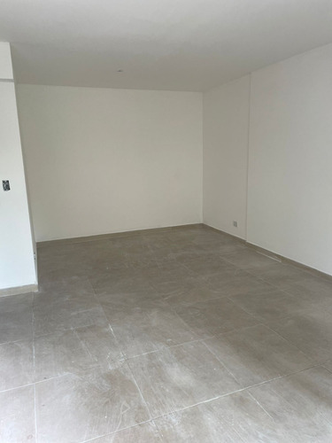 Depto 2 Ambientes, Con Renta Hasta 2027. Ideal Inversionistas.