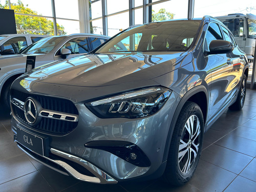 Mercedes-Benz Clase GLA 1.3 Gla200 Progressive 163Cv