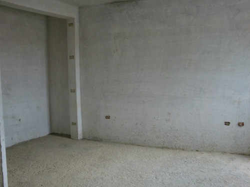 Los Naranjos Del Cafetal Calle Privada Vigilancia 577mts Tanque 52.000lts Lista Para Acabados Jardín 6h/6b/6 Puestos Oportunidad!