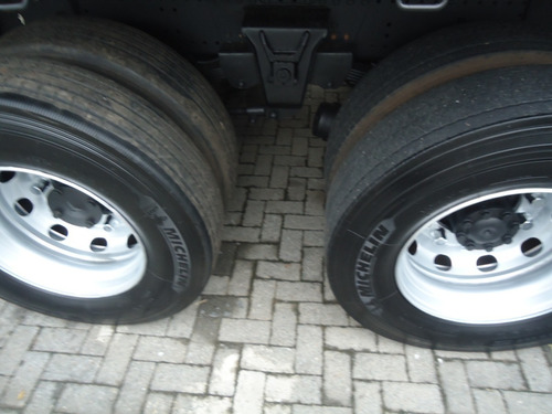 Imagem 6 de 13 de Mb Atego 2426 2014 Truck 6x2 Teto Alto C/ar ,carroceria 10 M