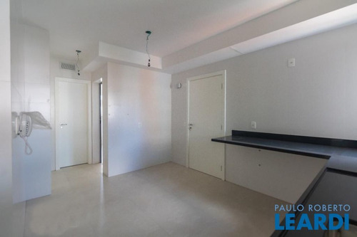 Imagem 8 de 15 de Apartamento - Campo Belo - Sp - 585520