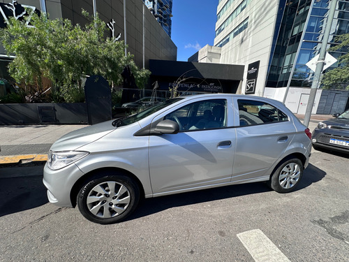 Chevrolet Onix 1.4 Lt