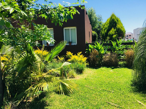 Casa En Venta En Haras Santa Maria, Escobar, G.b.a. Zona Norte