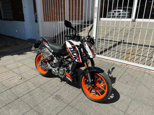 Imagen 1 de 6 de Ktm Duke 200