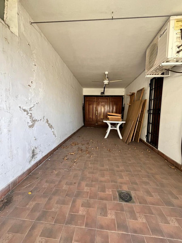 Casa En Cerro De Las Rosas - Tres Dormitorios En Planta Baja