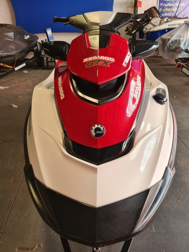Imagem 2 de 10 de Sea Doo