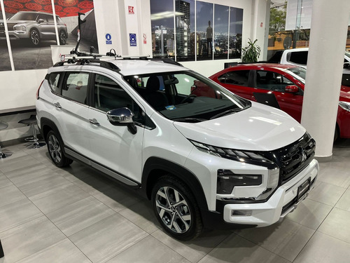 Mitsubishi Xpander Cross