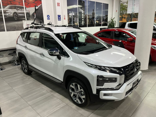 Mitsubishi Xpander Cross 2024