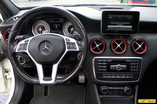 Imagen 22 de 25 de Mercedes Benz A250 Sport 2016