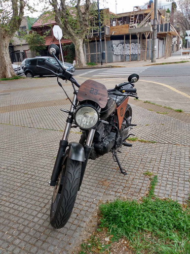 Imagen 2 de 15 de Suzuki Gixxer 150 Cafe Racer Custom Tracker