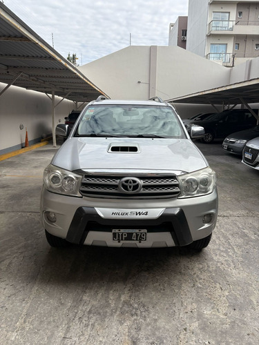 Toyota Hilux SW4 3.0 Srv Cuero I 171cv 4x4 4at