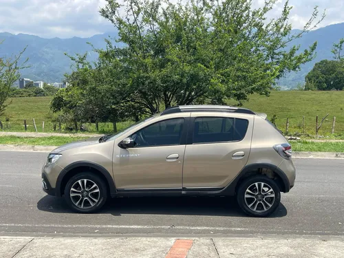 Renault Stepway 1.6 Intense Mecánica