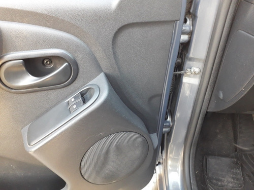 Imagen 22 de 24 de Renault Duster 2012 1.6 4x2 Confort Plus 110cv
