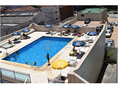 Apartamento En Peninsula, 1 Dormitorios *- Ref: 184