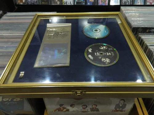 Box Set - Queen - The Ultimate Collection - 20 Cd's Gold Box Set - Queen - The Ultimate Collection - 20 Cd's Gold