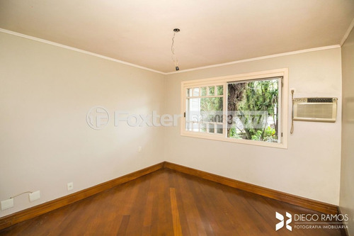 Casa Em Condomínio, 3 Dormitórios, 207.56 M², Pedra Redonda - 204479