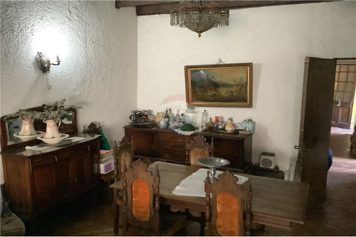 Imagen 7 de 11 de Se Vende Casa Con Potencial Como Bodega, Santiago
