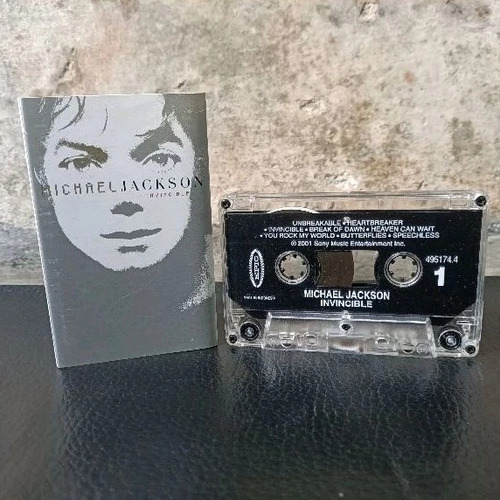 Cassette Invincible Michael Jackson