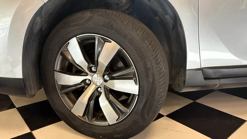 Peugeot 2008 1.6 Feline Tip