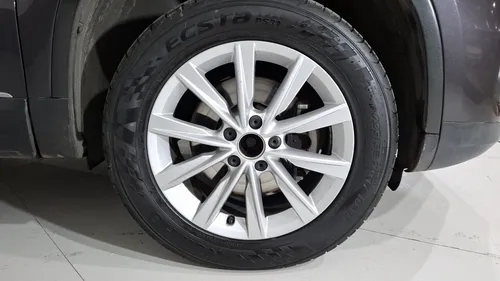 Volkswagen Tiguan 2.0 TRACK & FUN PIEL