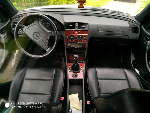 Mercedes-benz Classe C 1.8 Classic 4p