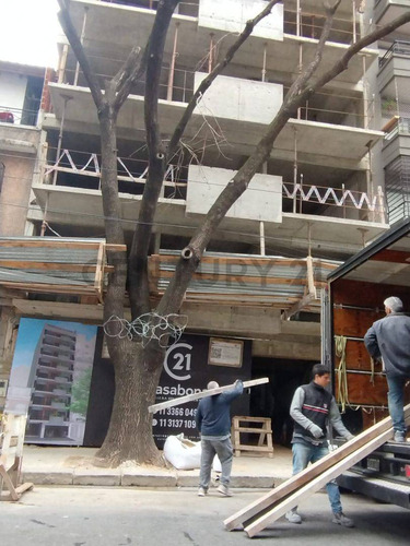 Venta En Pozo Departamento Monoambiente En Parque Chacabuco, Capital Federal