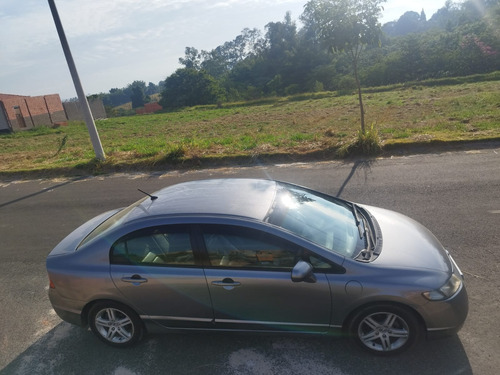 Honda Civic 1.8 Lxs Flex Aut. 4p