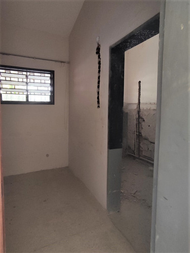 Imagen 5 de 10 de Casa En Venta
