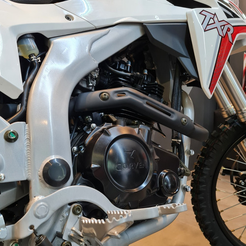 Imagen 11 de 24 de Corven Triax Txr 250l - Ahora 12 Ó 18 - Retira Ya - Jp Motos