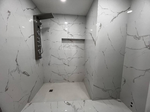 Inmueble De Lujo En La Isla De Margarita, Paraíso I, Pampatar. Casa En Obra Blanca