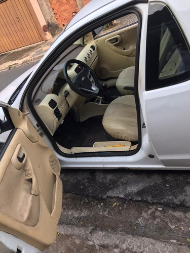 Imagem 8 de 11 de Chevrolet Montana 1.4 Conquest Econoflex 2p 2008