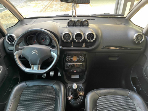 Imagen 8 de 10 de Citroën C3 Aircross Mt 2011