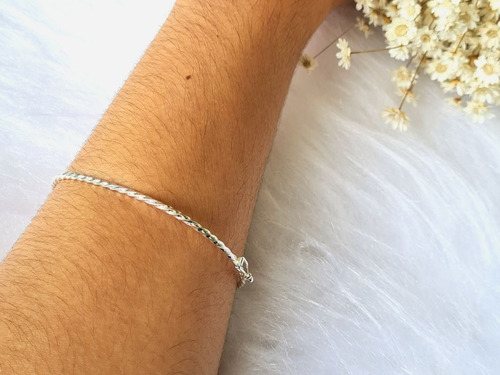 Pulseira Prata 925 Bracelete Torcido Confortável Comprimento 19 Cm Cor Prateado Diâmetro 6.5 Cm